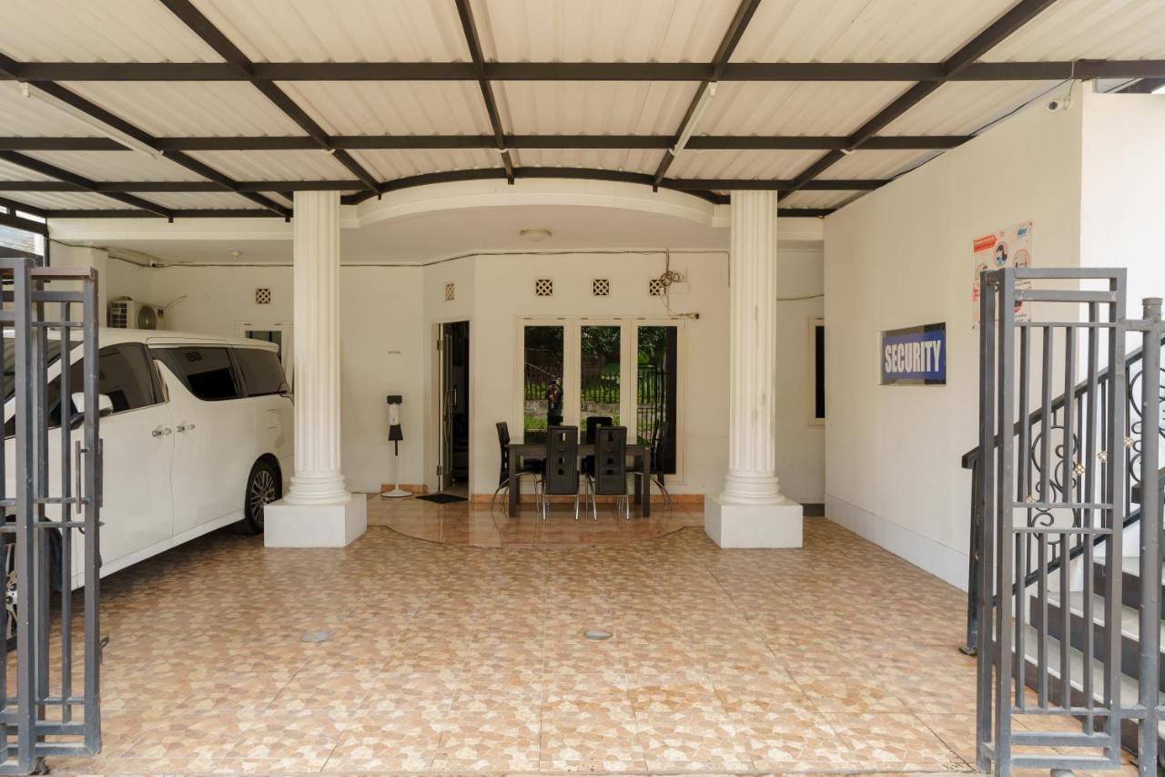 Hotel Fast Hous Syariah Bogor Mitra Reddoorz Esterno foto